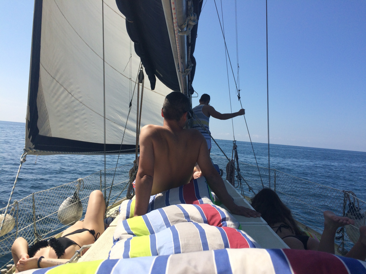 Vela en la Costa Catalana - Disfruta de la belleza costera