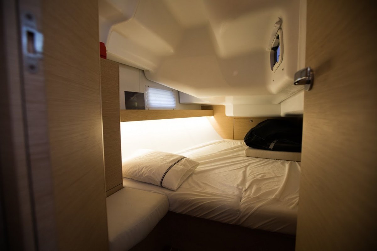 Velero - Elan Marine - Impression 40