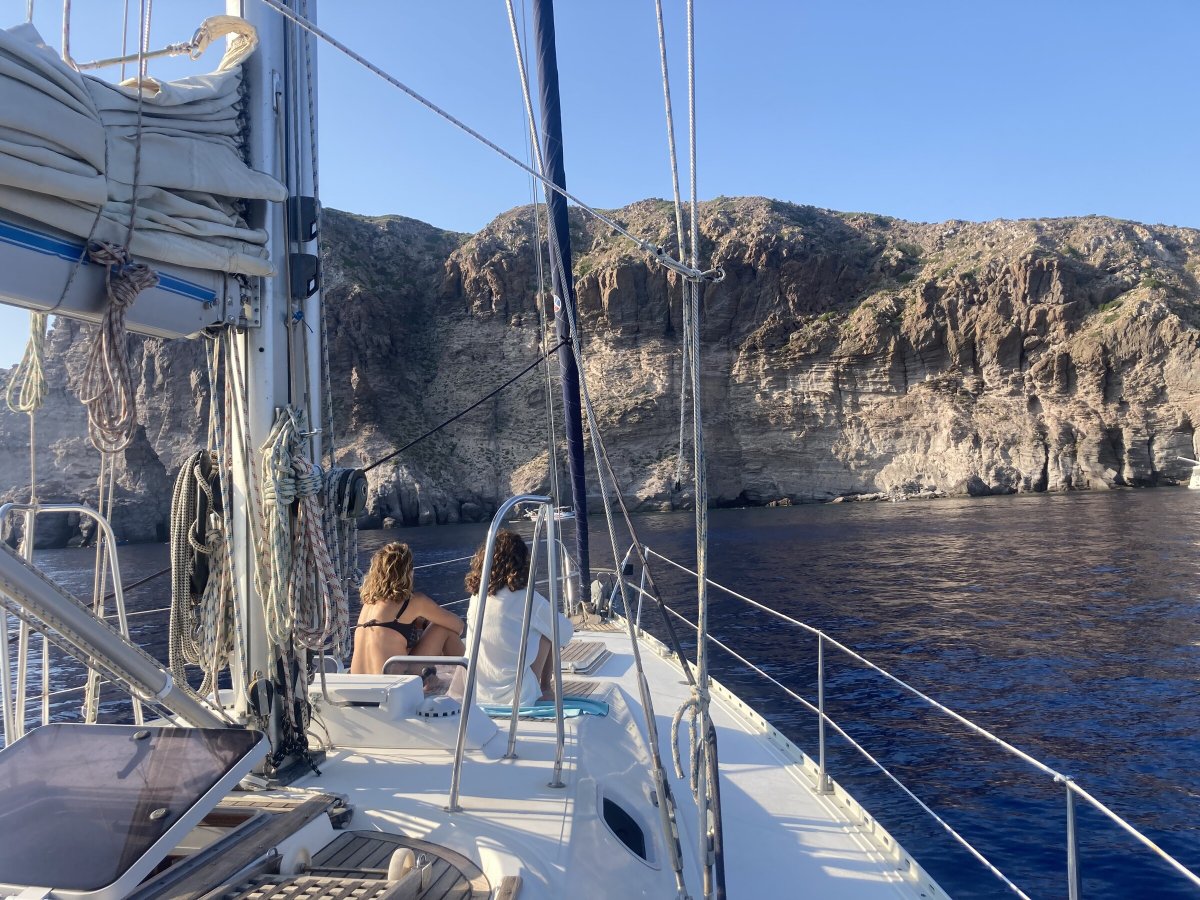 Sailing navigation course in the Mediterranean from Ibiza