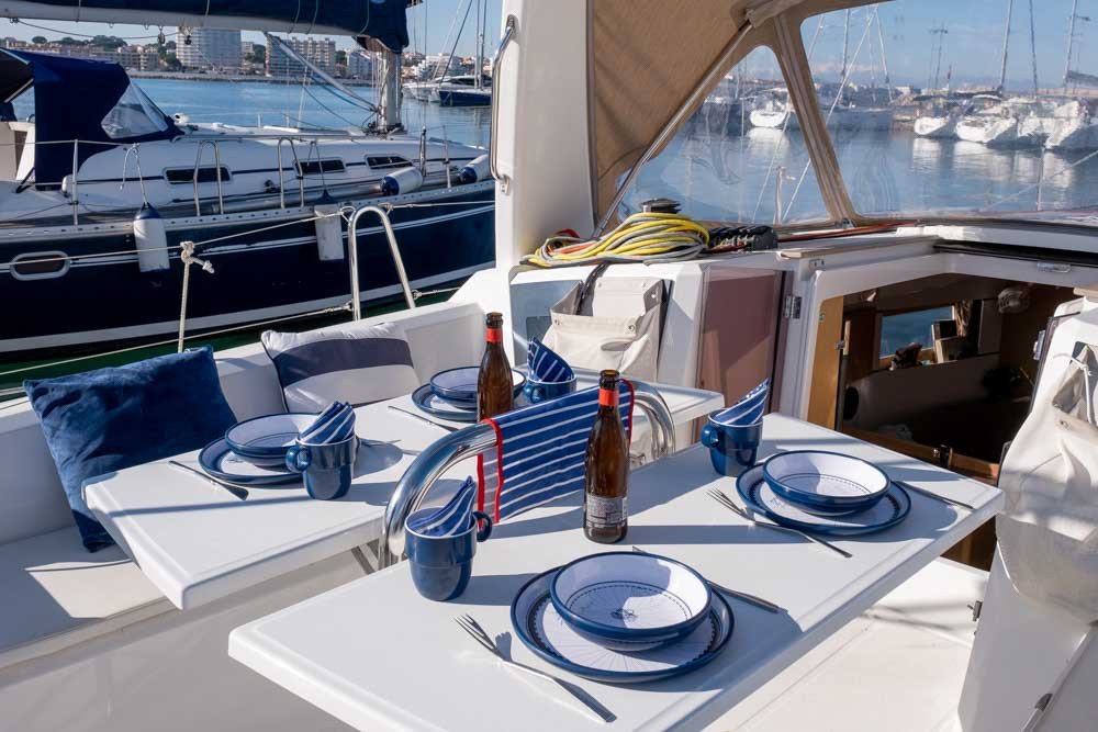 Sailboat - Bénéteau - 3 cabins