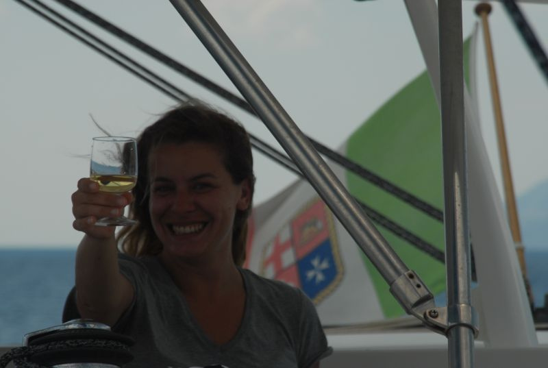 Día de navegación con vela de limón en la costa de Amalfi