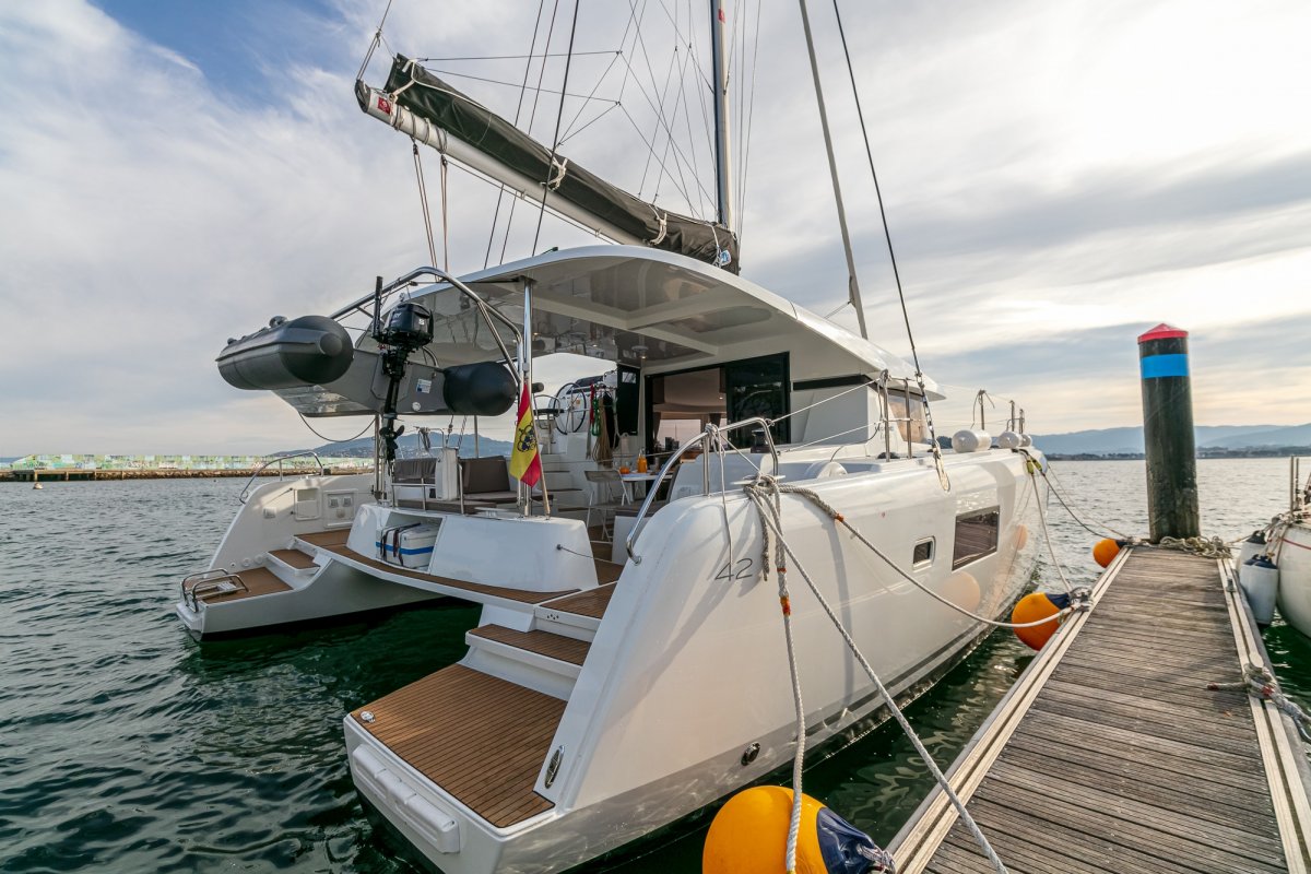 63ebb17c8738c0.43201214