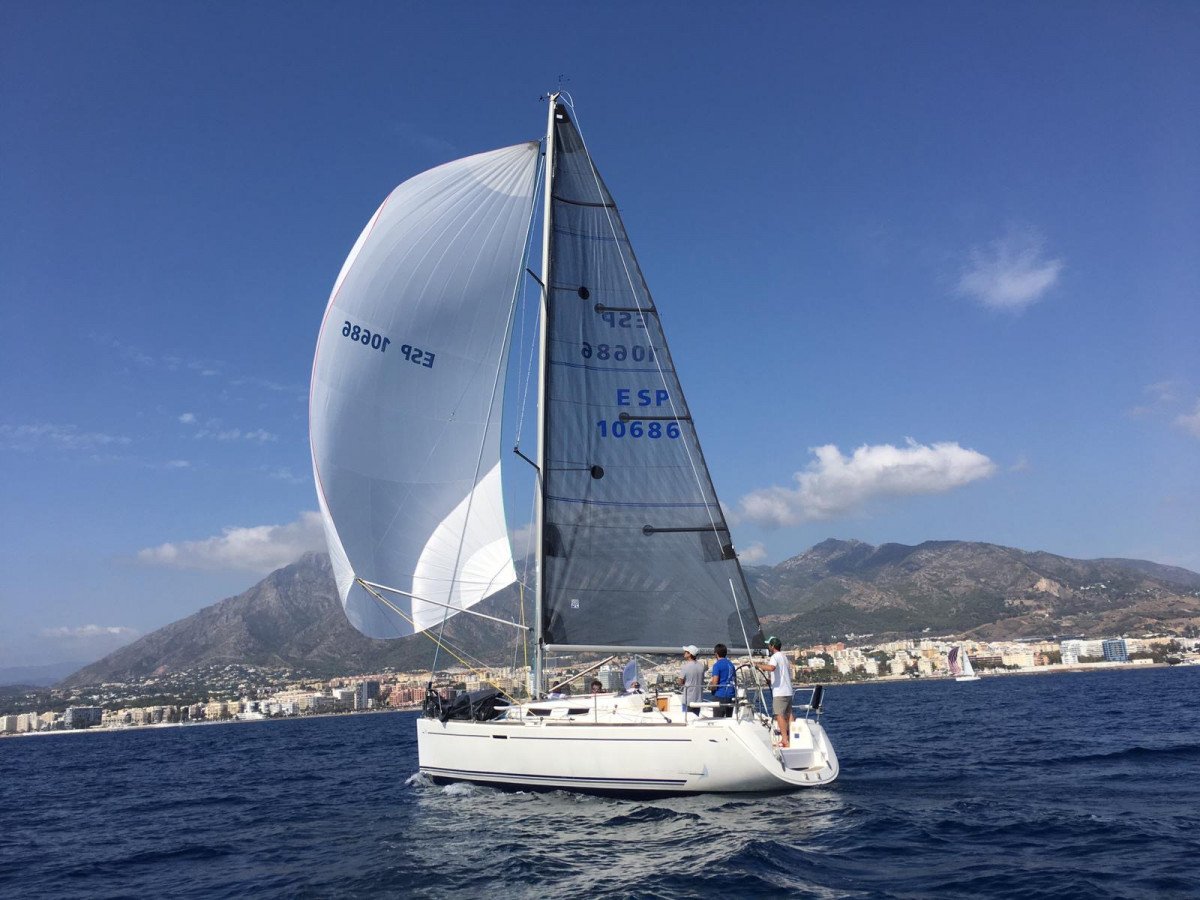 Sailboat - Dufour Yachts - Dufour 34