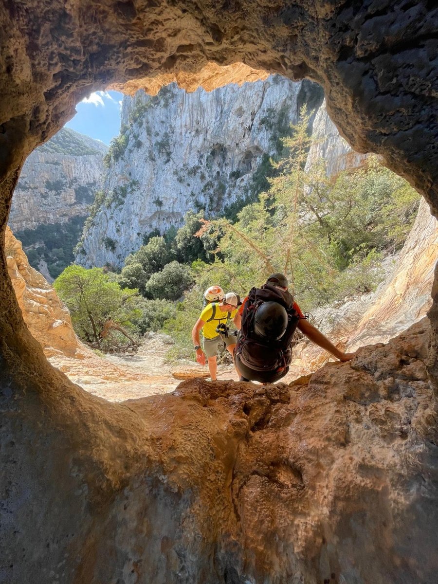 Abenteuer in Sardinien: Segeln & Trekking im Selvaggio Blu