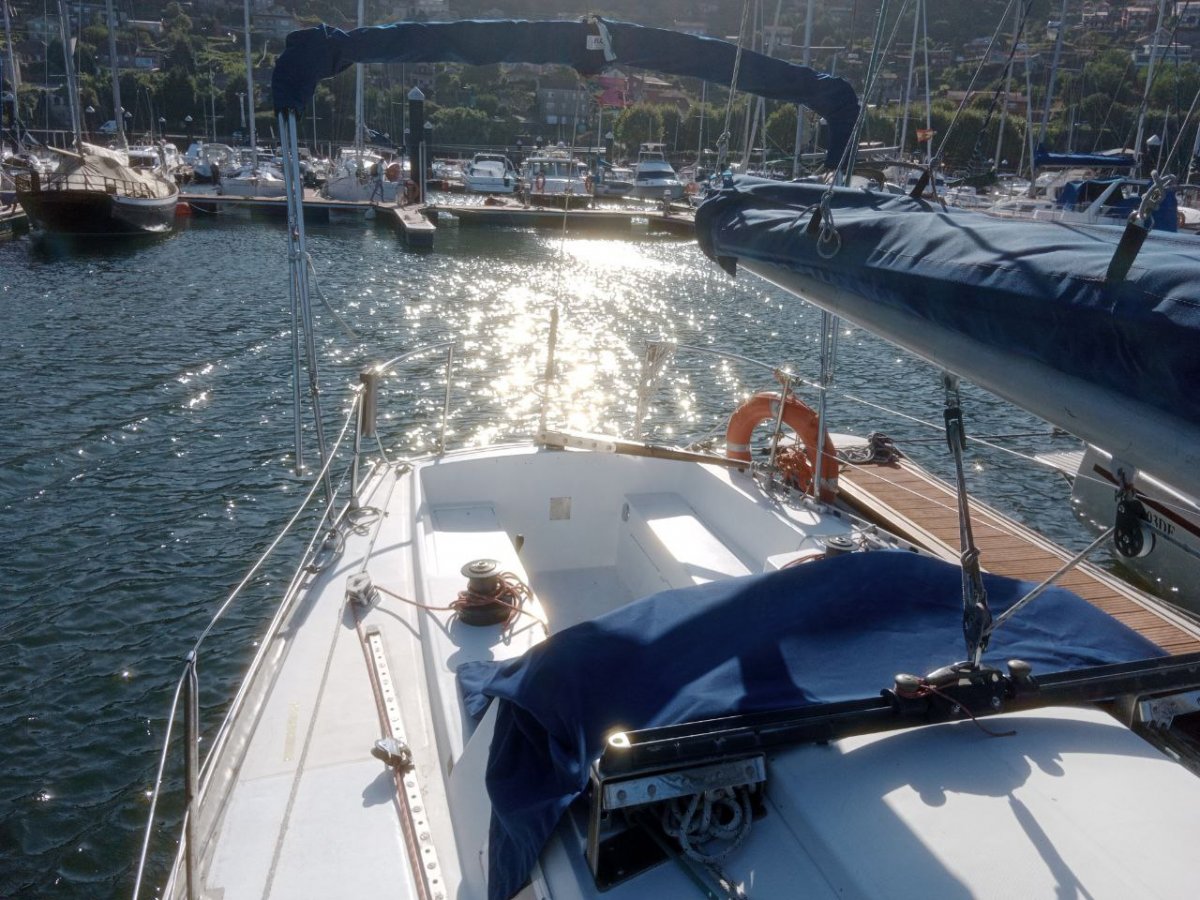 Sailboat trips in Vigo's estuary