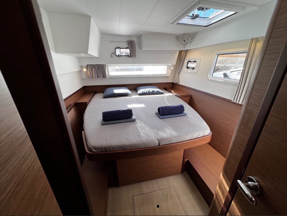 Catamaran - Lagoon - 13 meters