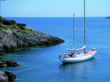 Classic ketch rental in the Egadi islands