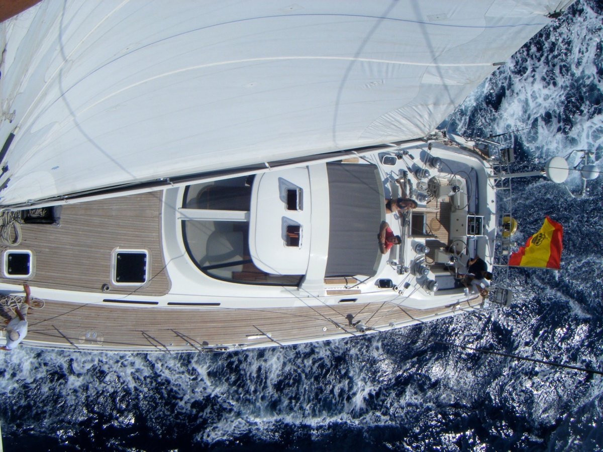 Velero - Pendennis - 24 metros