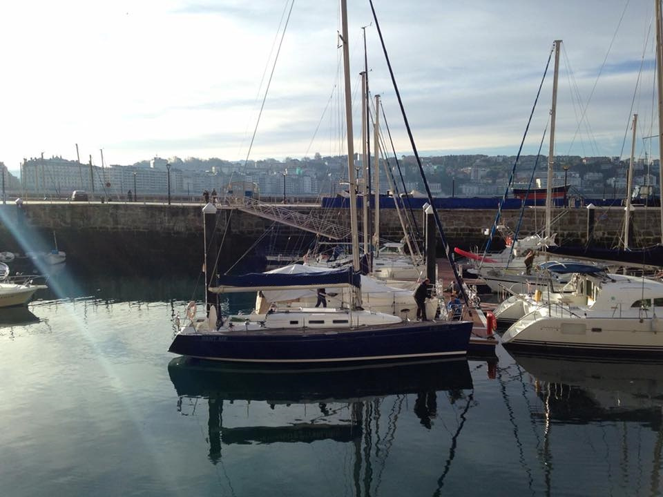 Explore the waters and shores of San Sebastian and Hondarribia