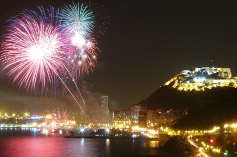 Fuegos Artificiales de Alicante en barco - Hogueras de San Juan