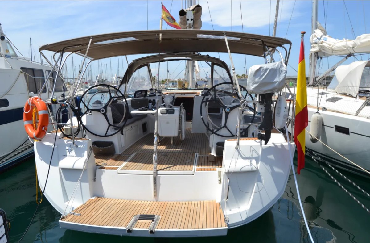 Navigationskurs in der Bucht von Valencia