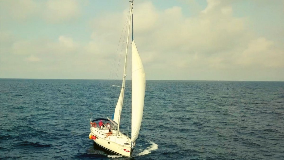 Guidare una barca in mare