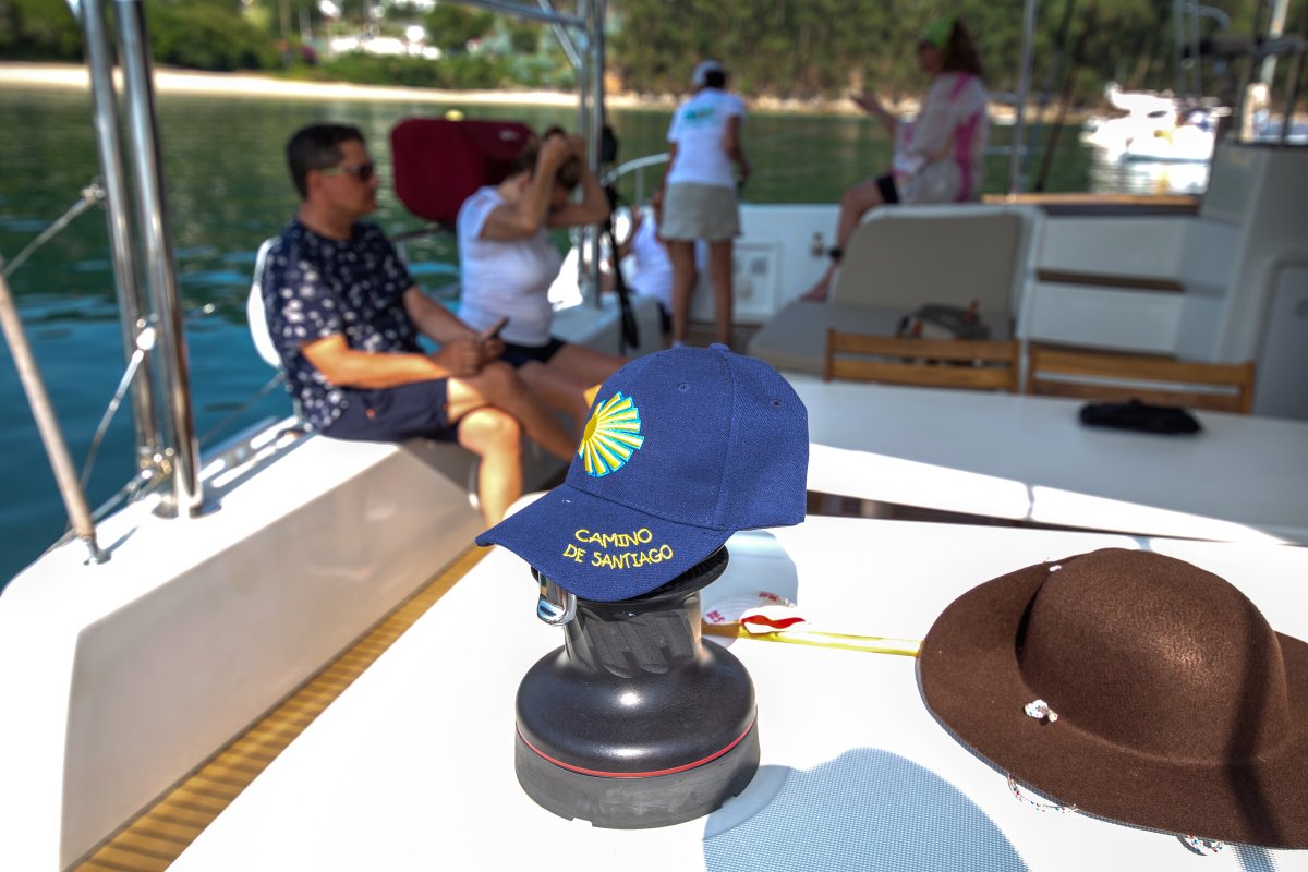 VIP catamaran trip on the Santiago Way