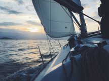 sailboat-1149519_1920.jpg
