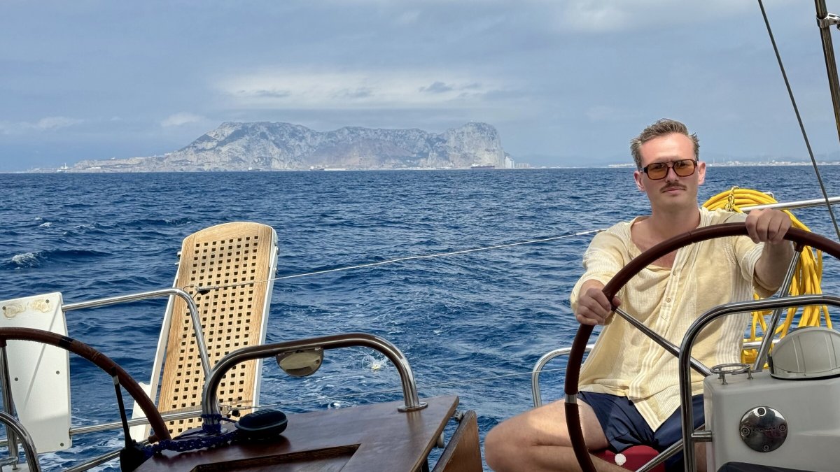 Barche di formazione in rotta da Madeira alle Isole Canarie