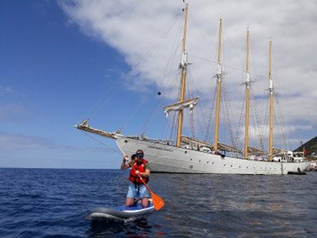 Lernen Sie auf einem klassischen Segelschiff mit unseren Segelkursen zu segeln
