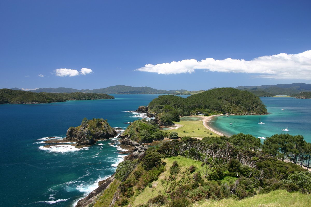 Adquiere las habilidades necesarias para navegar de forma segura y confiable en las Islas de la Bahía
