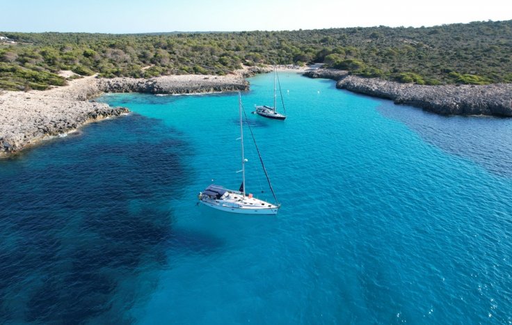 16369a85-c6f5-496a-bd2d-75ea13a20dba