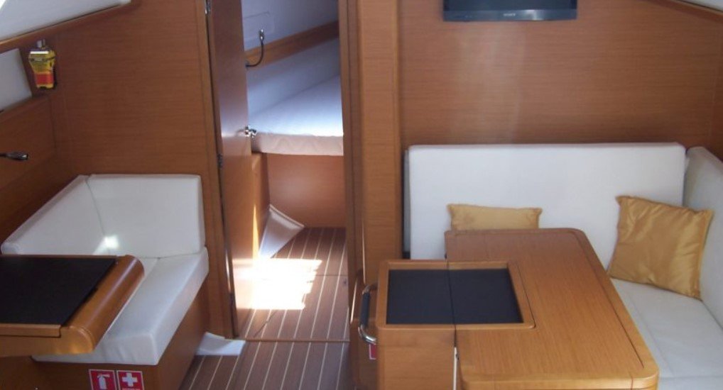 Jeanneau - 3 cabinas