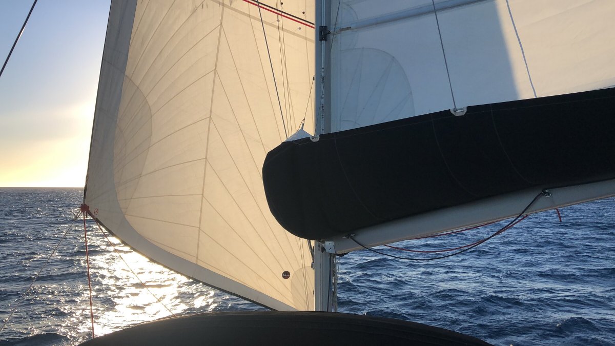 400 NM sailing trip from Syracuse to Carloforte