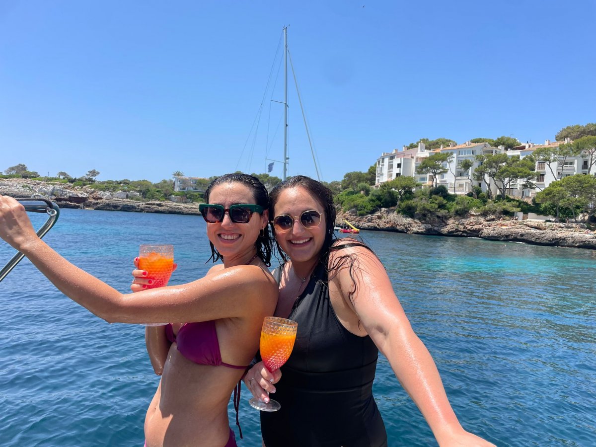 5 días de aventura en velero por las calas de Mallorca