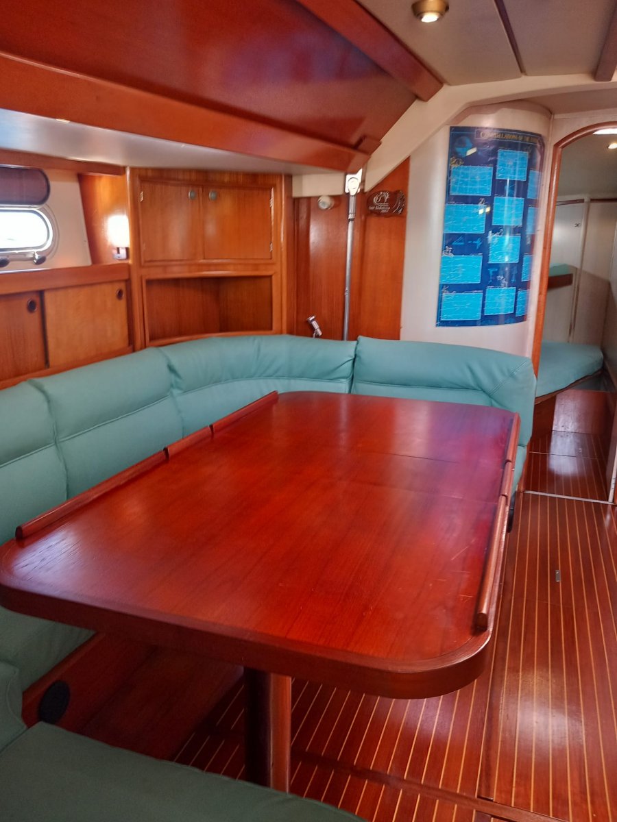 Sailboat - Jeanneau - 1990