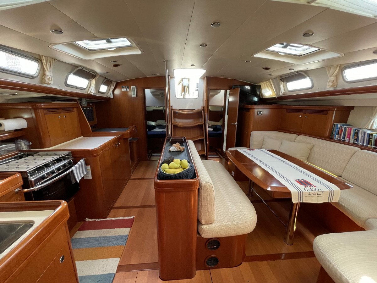 Bénéteau - 5 {{i18n.baths}}