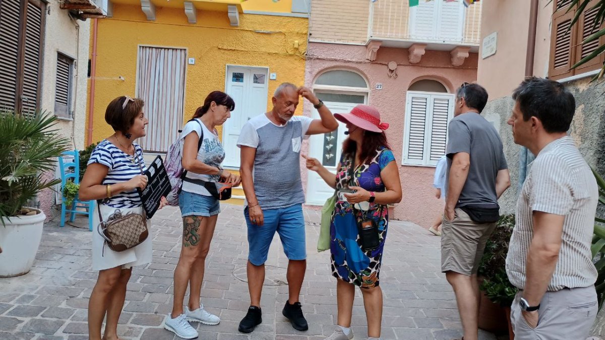Pasa una semana en un yate en Cerdeña, entre mar y cultura