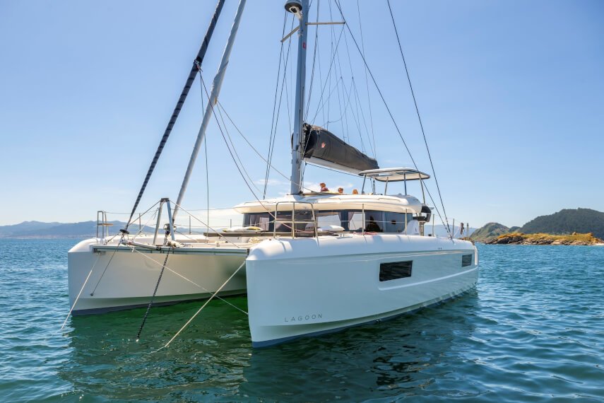 Lagoon - 43