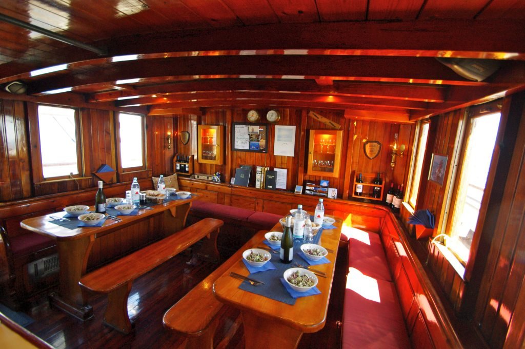 Segelexkursion in der Ostsee: Maritime Abenteuer