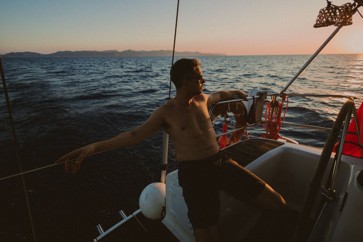 Die natürliche Schönheit von Menorca vom Meer aus genießen