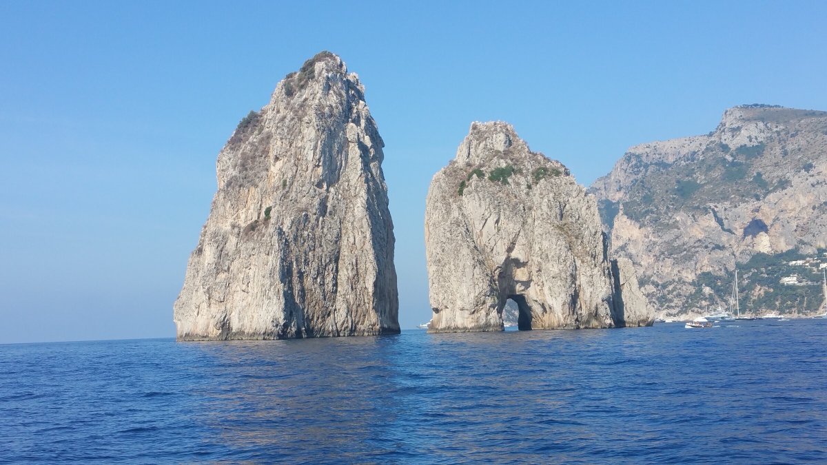Explora Sorrento y Amalfi en un velero