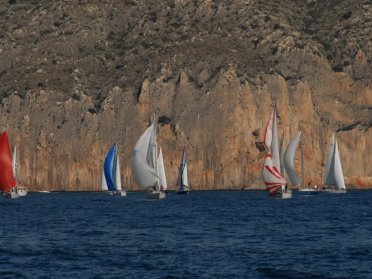 Spaßregatta, organisiert von der Bank von Spanien aus Denia