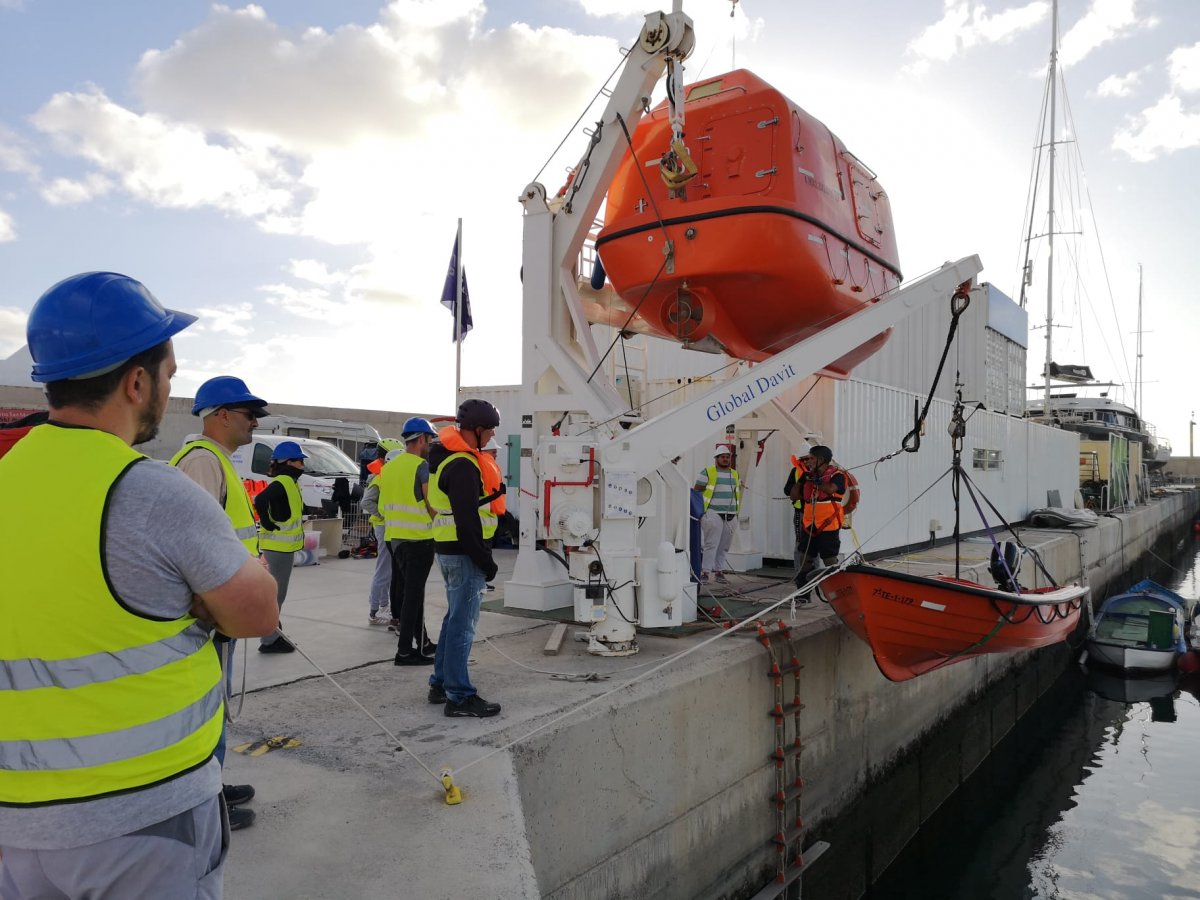 Curso de Embarcaciones de Supervivencia y Botes de Rescate en Tenerife