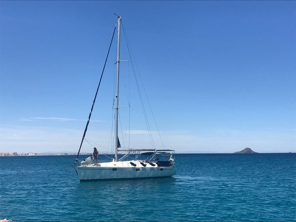 Esplora le acque di Ibiza e Formentera