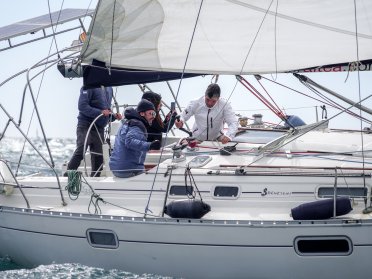 Navega a Vela en la bahía de Altea