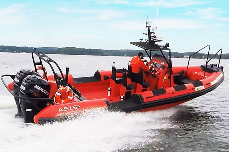 Formazione sulla manutenzione delle barche di salvataggio a Barcellona