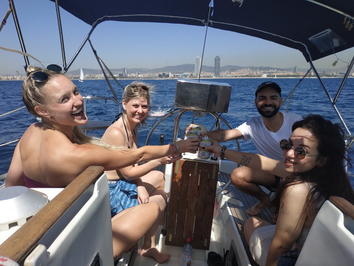 Entdecken Sie die Mittelmeerküste bei einer privaten Bootstour