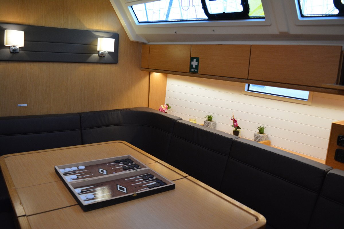 Bavaria Yachts - 3 baths