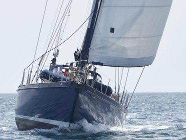 Viaje en velero por la Costa Blanca: De Alicante a Denia y vuelta.