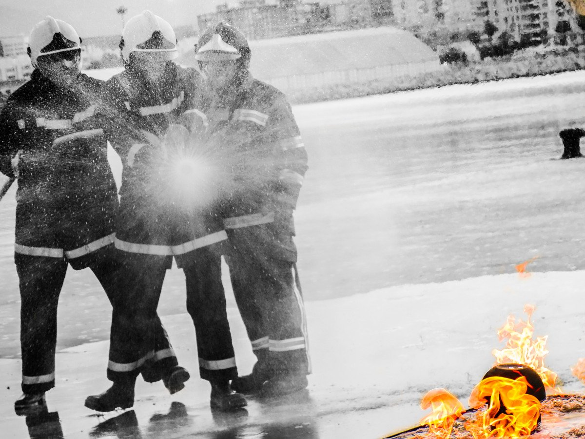 Corso avanzato di lotta agli incendi a Málaga