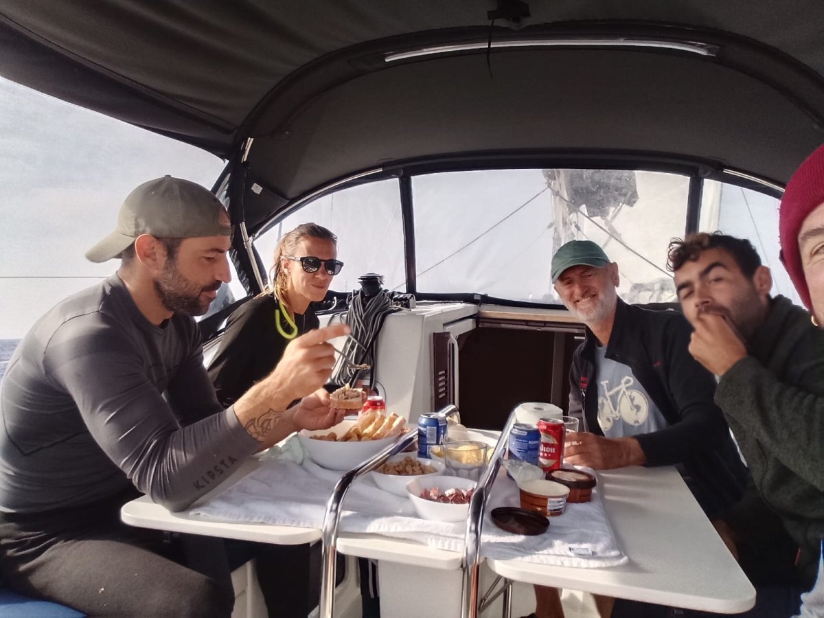 Barche a vela in rotta da Huelva a Denia