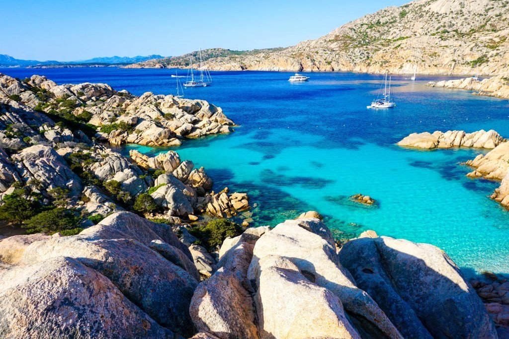 Sailing and yoga course in Sardinia