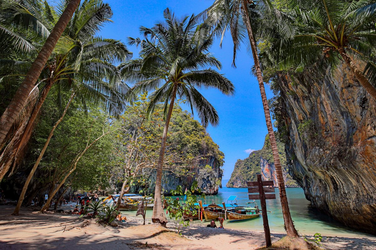 Boat tour along the coast of Thailand