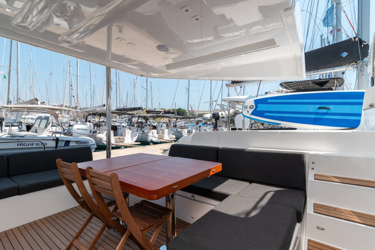 Lagoon - 6 cabinas