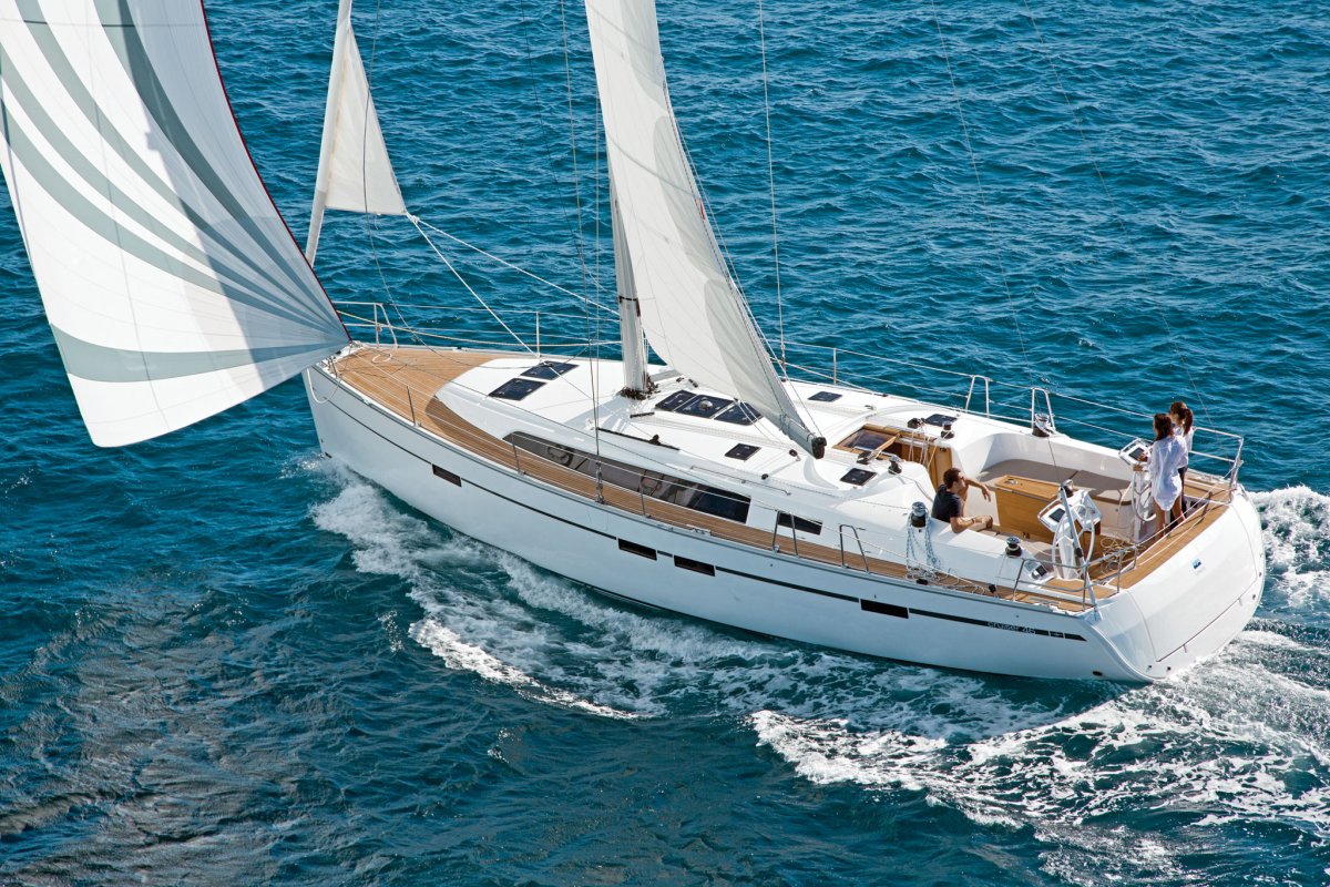 Sailboat - Bavaria Yachts - 3 baths