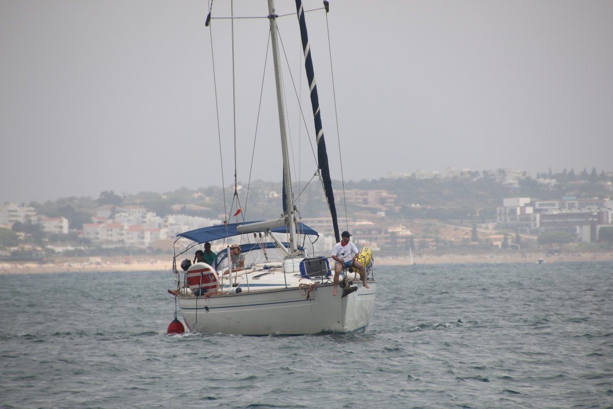Sailboat - Bavaria Yachts - 10 people