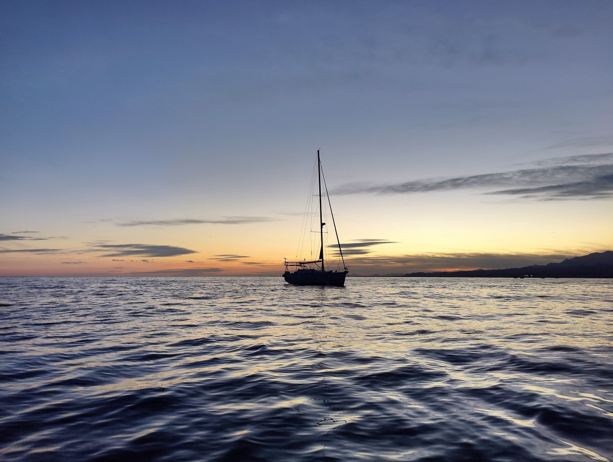 Sailboat - Bavaria Yachts - 12 meters