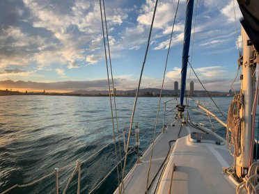 2-hour sailing trip around Barcelona