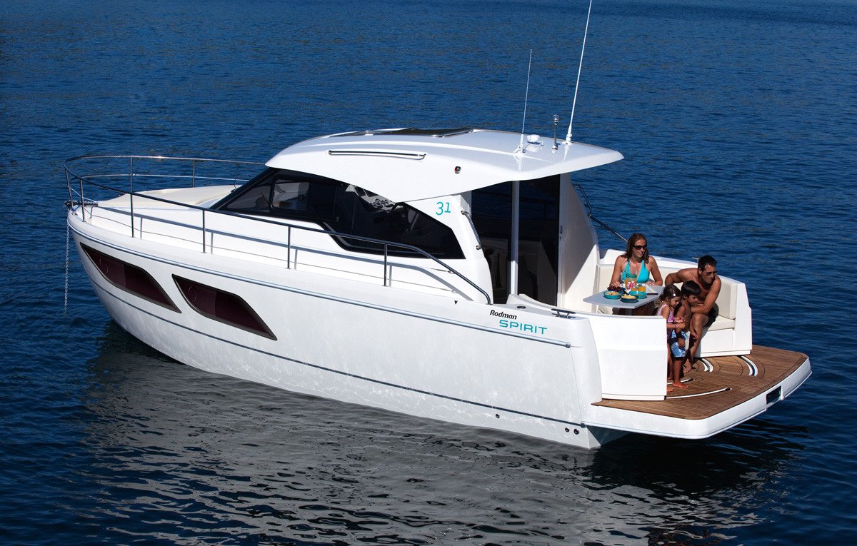 Discover the hidden beauty of Cabo de Gata on a full-day cruise